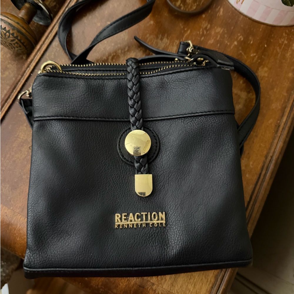 Kenneth Cole Reaction Black and Gold Crossbody Bag